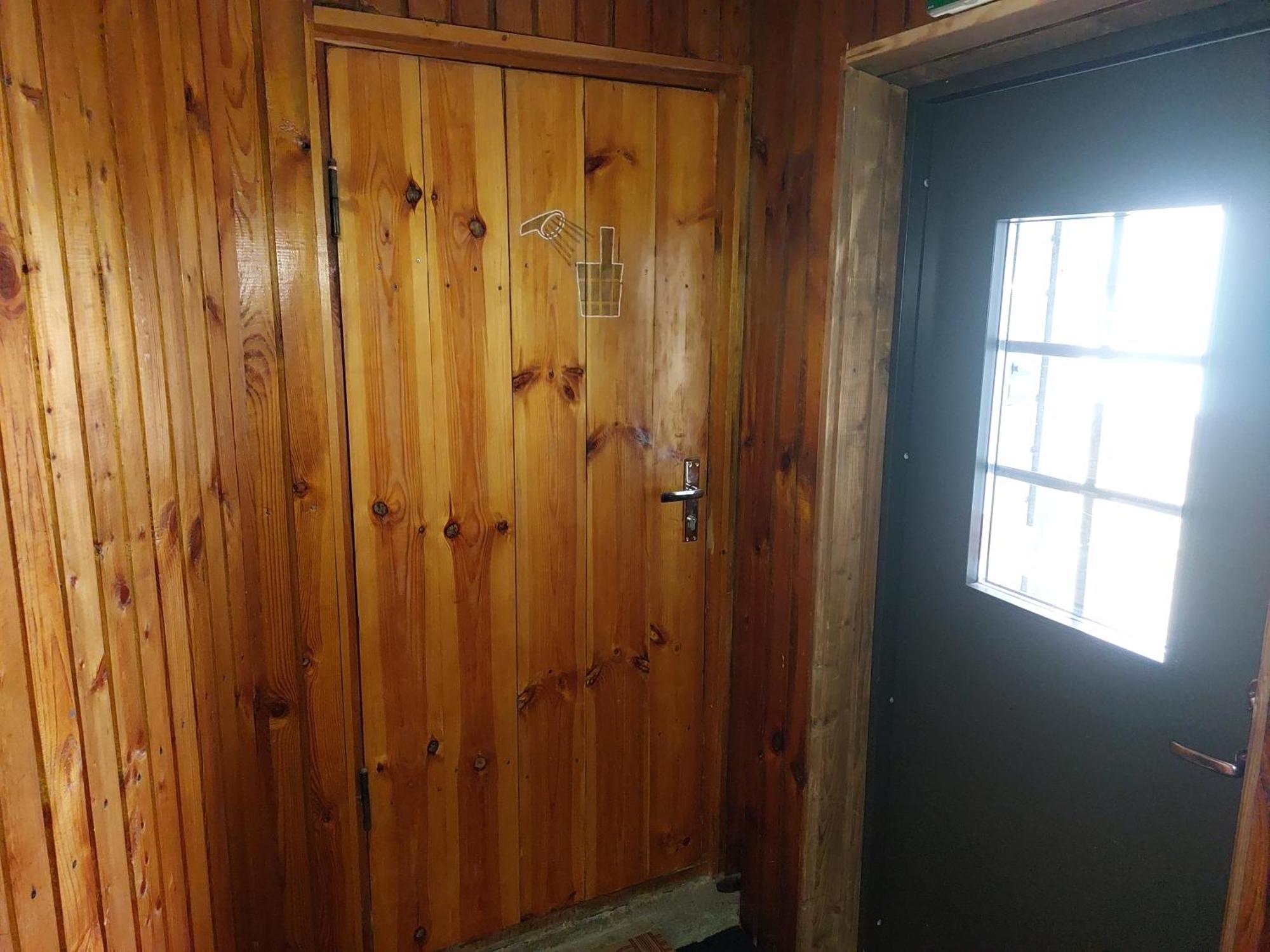 Auberge de jeunesse Livonia Matkamaja à Kilingi-Nomme Extérieur photo