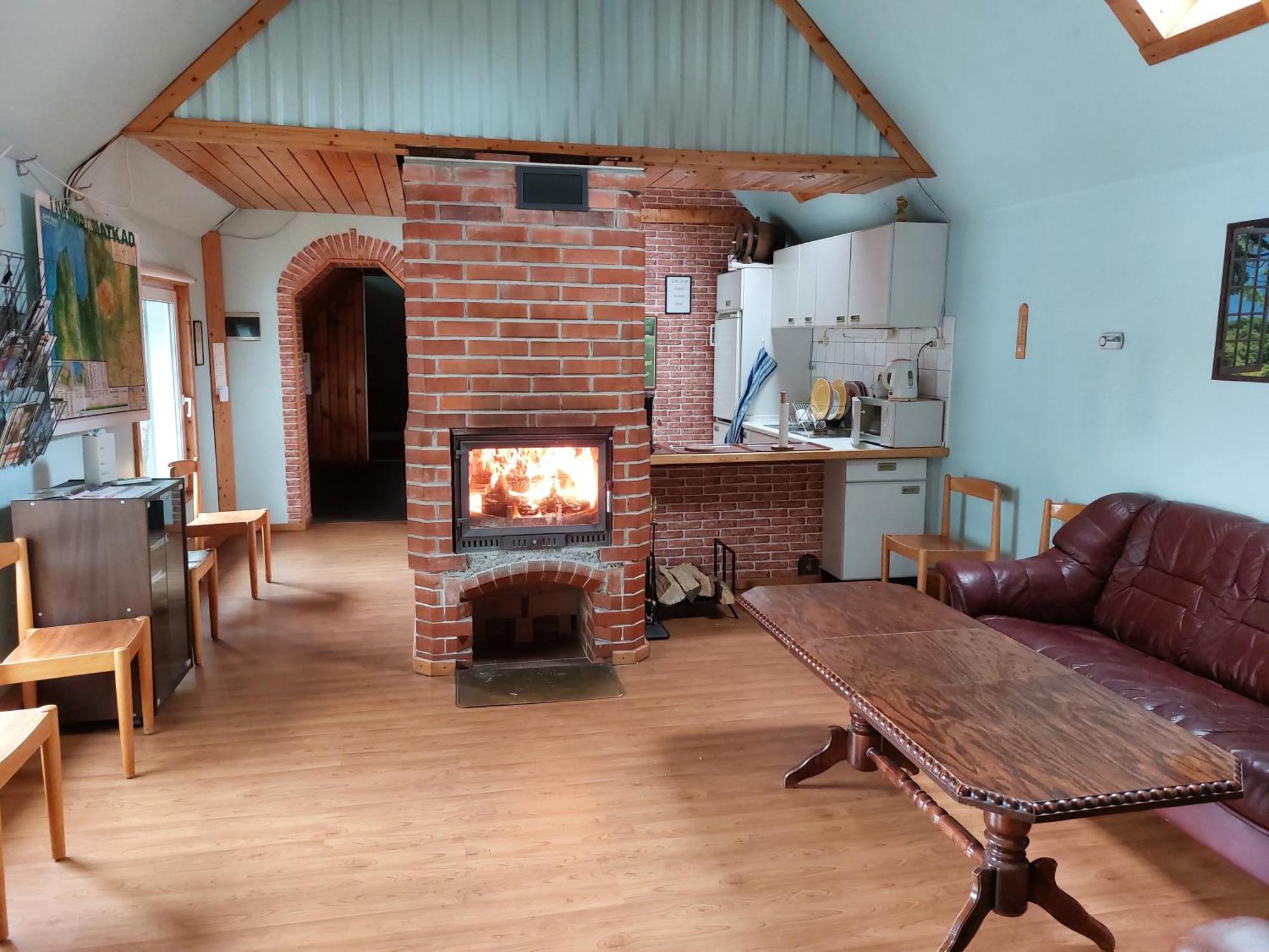 Auberge de jeunesse Livonia Matkamaja à Kilingi-Nomme Extérieur photo