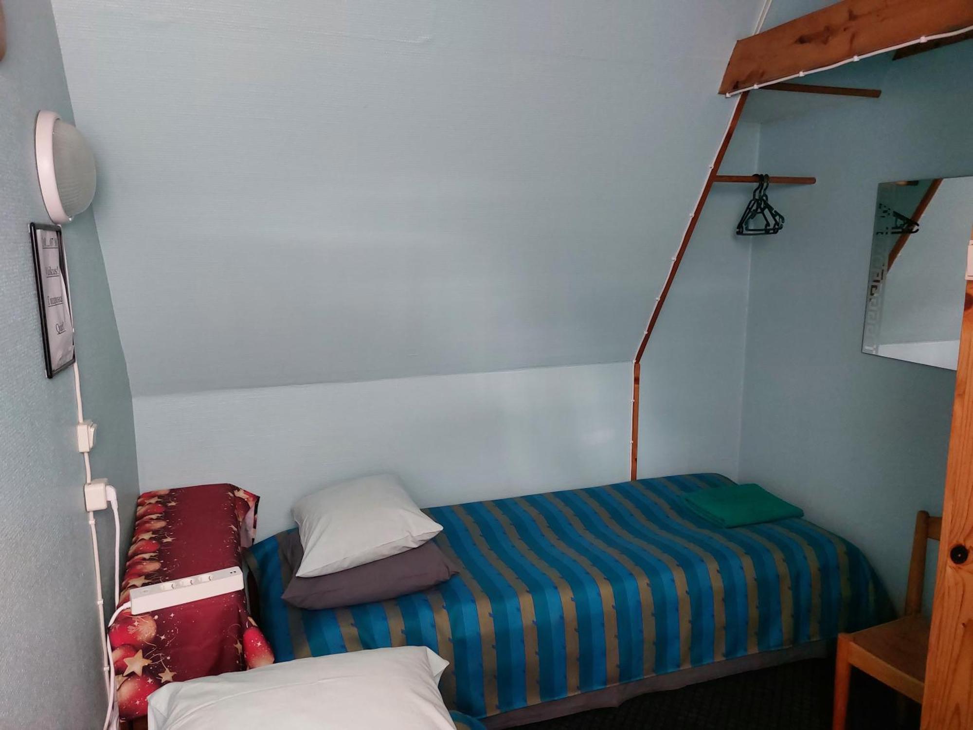 Auberge de jeunesse Livonia Matkamaja à Kilingi-Nomme Extérieur photo